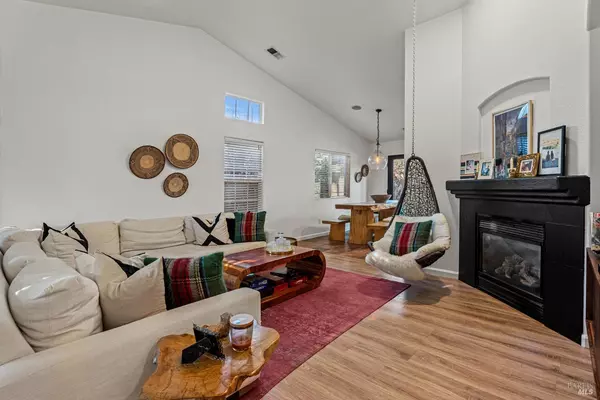 Ukiah, CA 95482,494 Beltrami DR