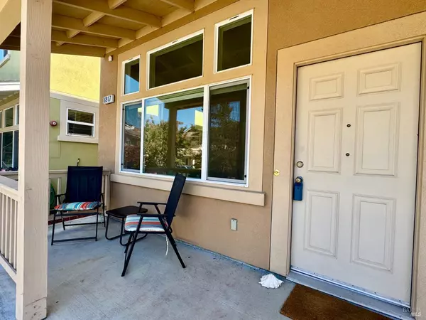 Sebastopol, CA 95472,6917 Redwood AVE