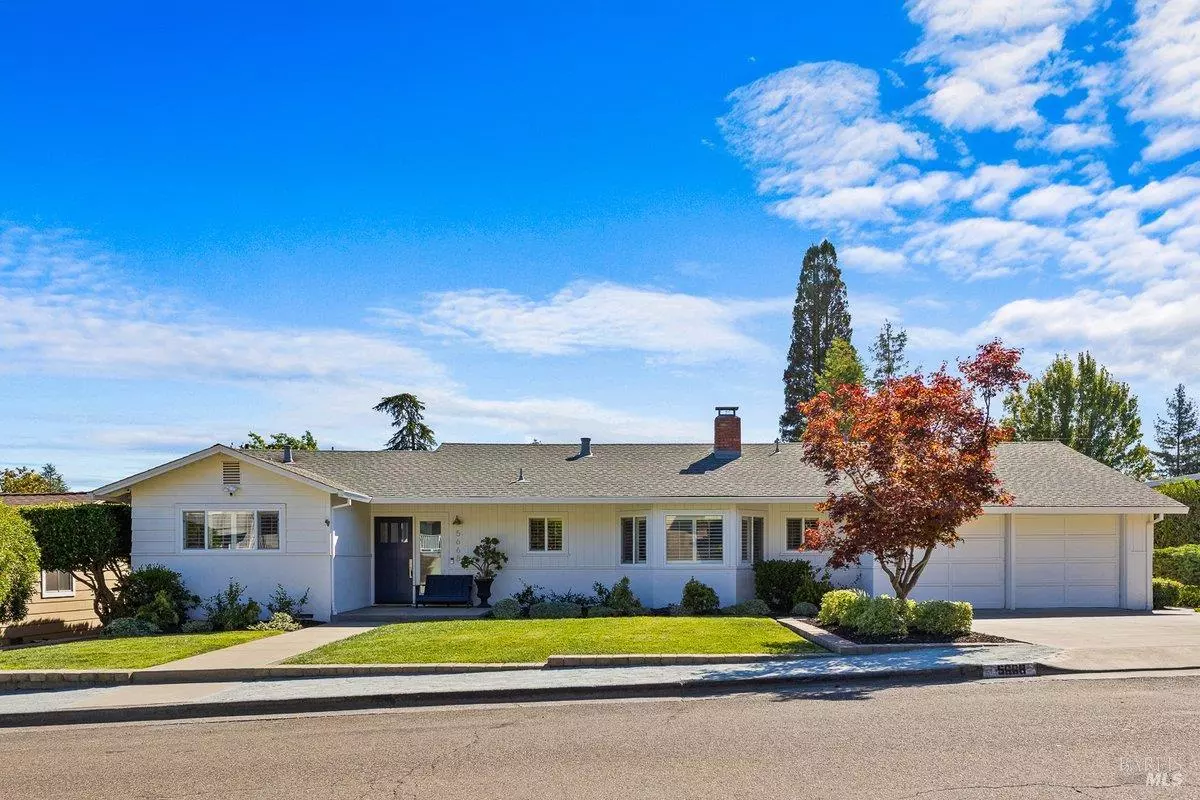 Santa Rosa, CA 95409,5668 Monte Verde DR