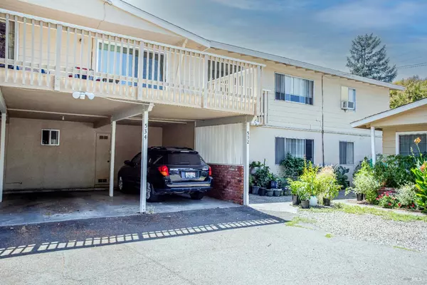 Santa Rosa, CA 95403,528 Steele LN #544