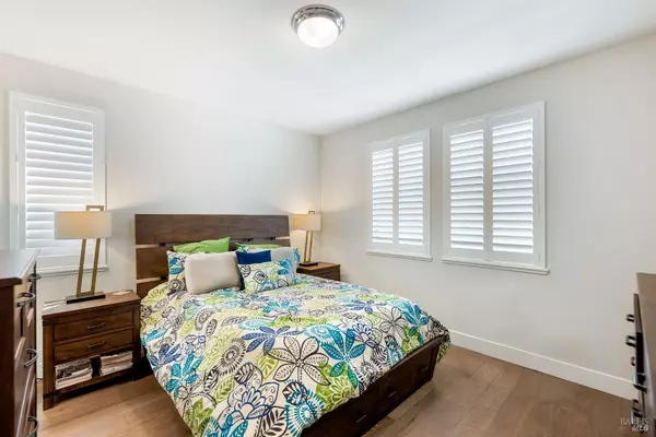 Sonoma, CA 95476,858 Hayes ST