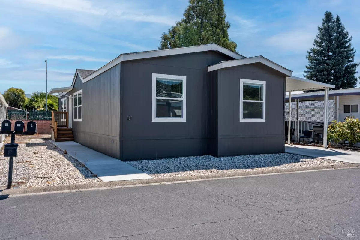 Ukiah, CA 95482,660 Leslie ST 10