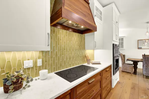 Napa, CA 94558,1040 Round Hill CIR