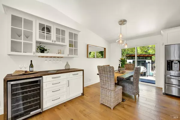 Napa, CA 94558,1040 Round Hill CIR