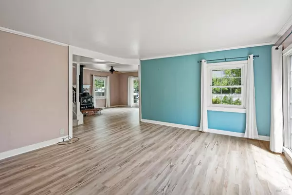 Willits, CA 95490,84 School ST