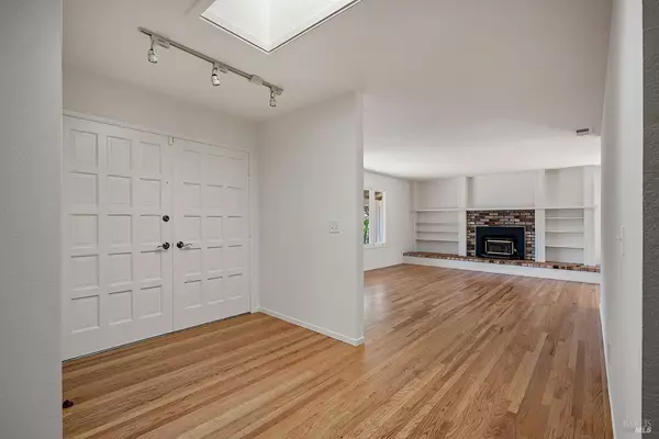 San Rafael, CA 94903,35 Salvador WAY