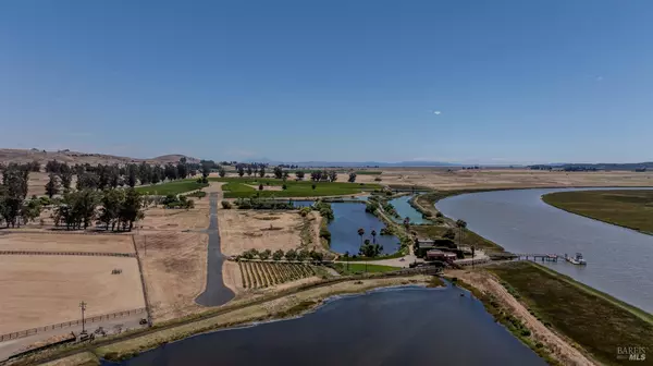 Petaluma, CA 94954,6614 Lakeville HWY