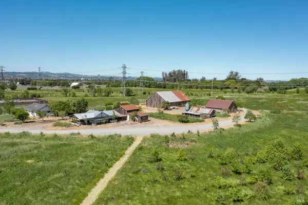 Petaluma, CA 94954,3571 Old Adobe RD