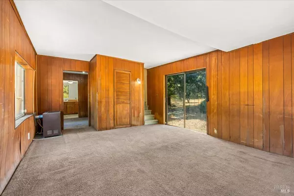 Sonoma, CA 95476,19434 8th ST E