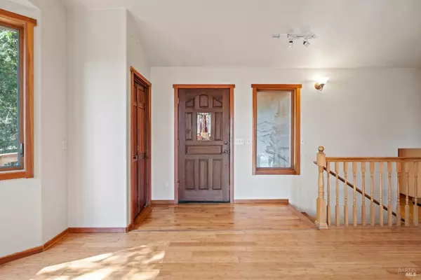 Willits, CA 95490,2030 Buckeye DR