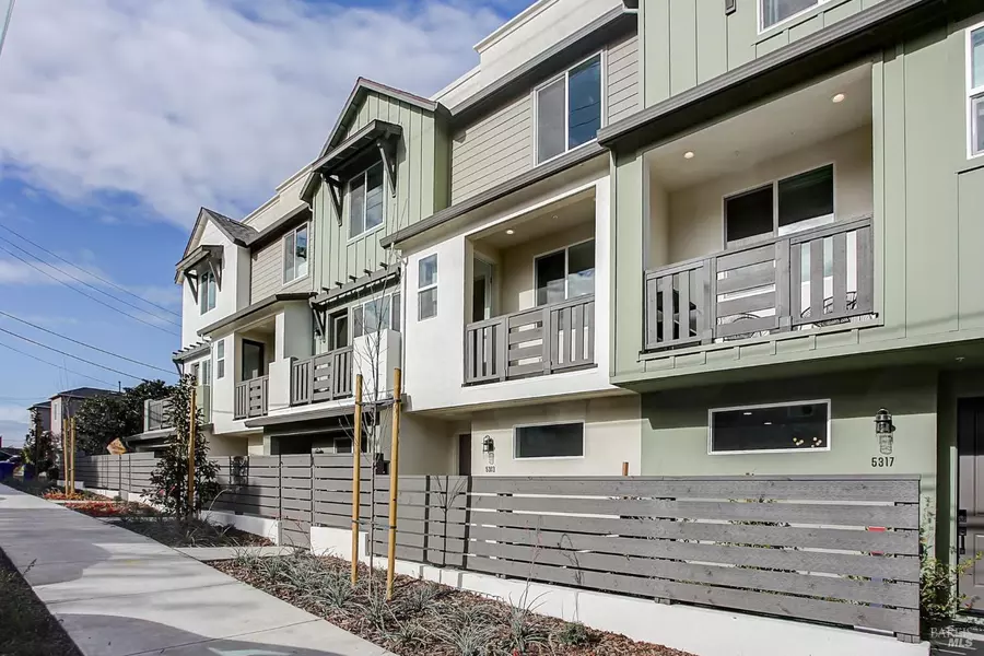 5178 Blossom CIR, Richmond, CA 94804