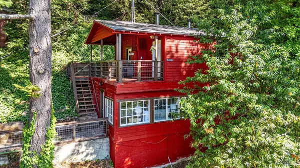 15704 Old River RD, Guerneville, CA 95446