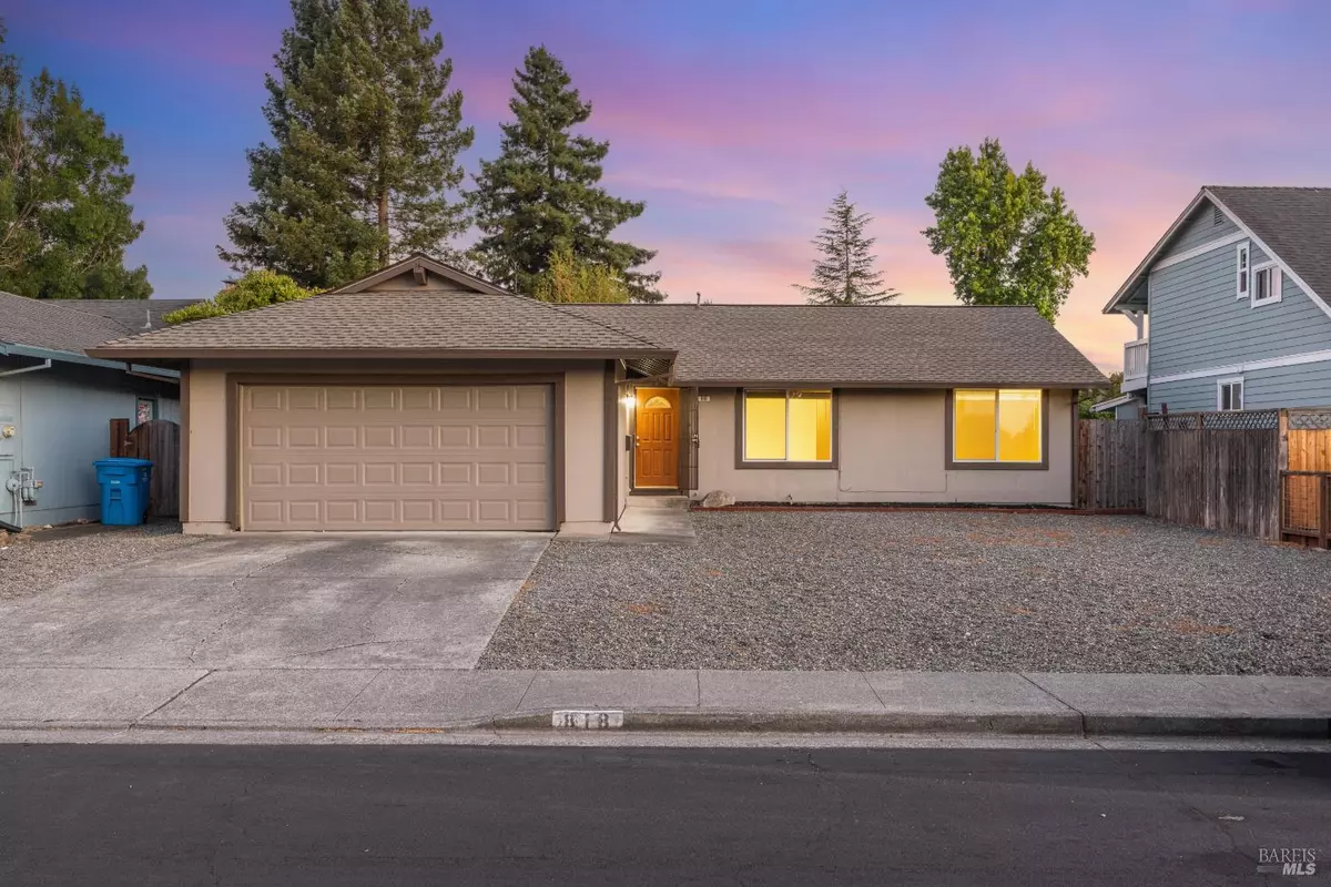 Rohnert Park, CA 94928,818 Lilac WAY