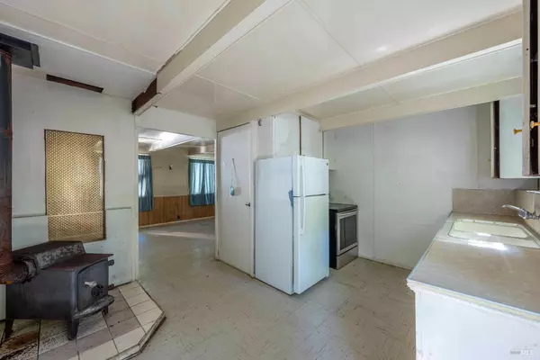 Guerneville, CA 95446,17390 Riverside DR