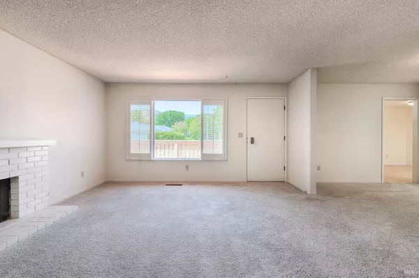 Santa Rosa, CA 95409,8927 Oak Trail DR