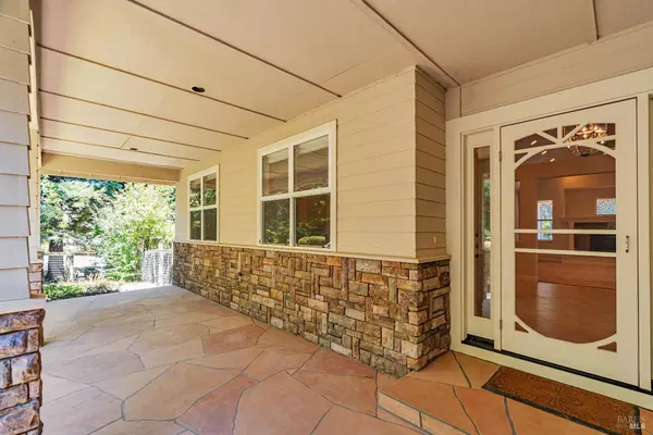 Sebastopol, CA 95472,7842 Joyce DR