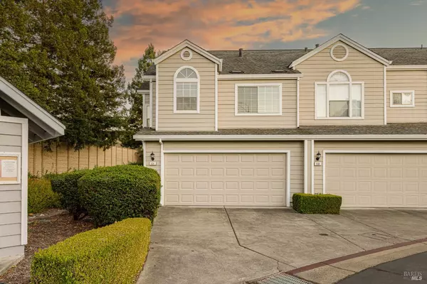 534 E Jasmine CIR, Santa Rosa, CA 95407