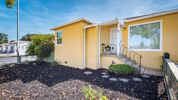 Vallejo, CA 94590,46 Hermosa AVE