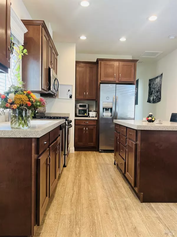 Vallejo, CA 94591,1161 Benicia RD 11