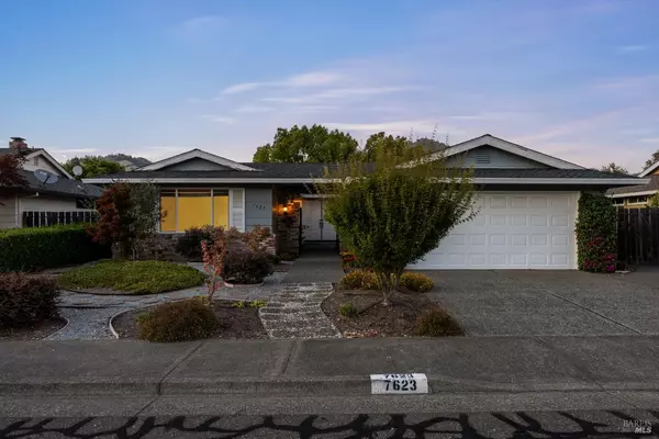 Santa Rosa, CA 95409,7623 Oak Leaf DR