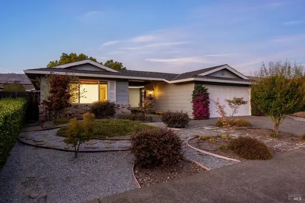 Santa Rosa, CA 95409,7623 Oak Leaf DR