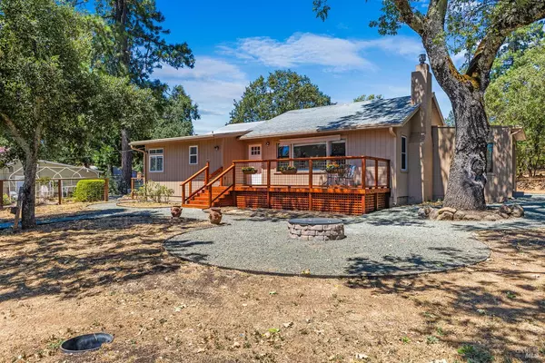 420 Sky Oaks DR, Angwin, CA 94508