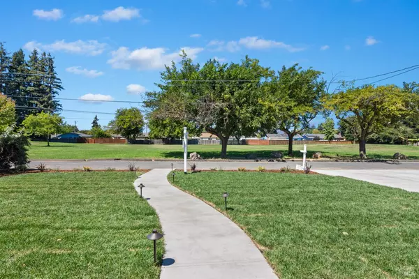 Napa, CA 94558,1565 Baywood LN