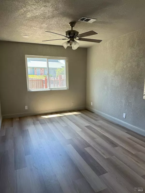 Vallejo, CA 94591,100 Yorkshire CT A