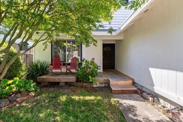 Sonoma, CA 95476,842 Country Meadow LN