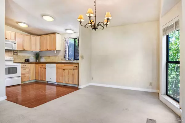 St. Helena, CA 94574,49 Laguna Seca CT