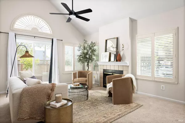 Napa, CA 94558,34 Valley West CIR