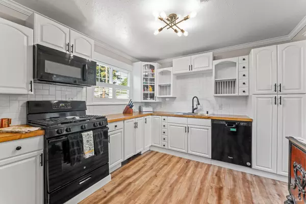 Vacaville, CA 95688,332 Cottonwood ST