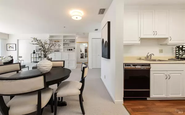 San Rafael, CA 94903,100 Thorndale DR 410