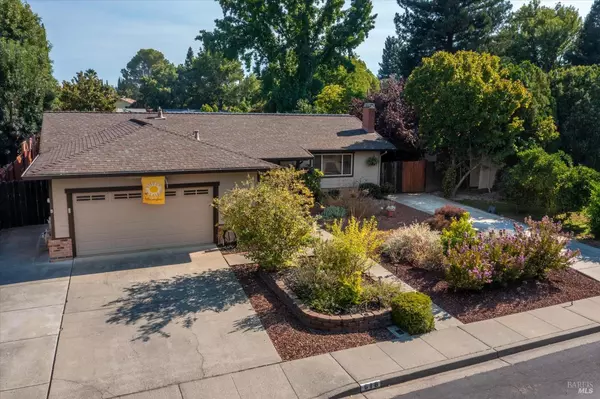 Vacaville, CA 95688,618 Crestview DR