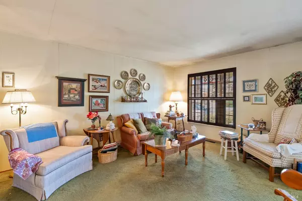 Santa Rosa, CA 95401,139 Sandalwood CT
