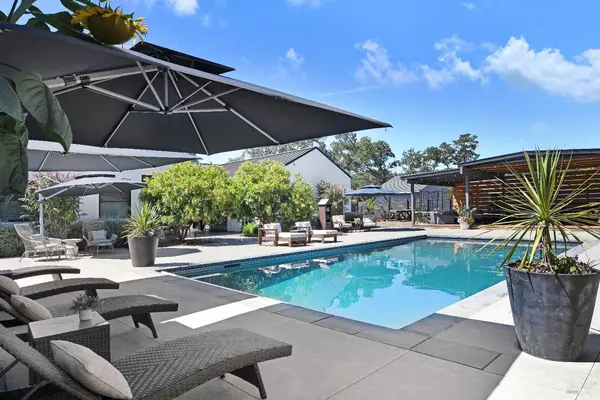 Glen Ellen, CA 95442,85 W Trinity RD