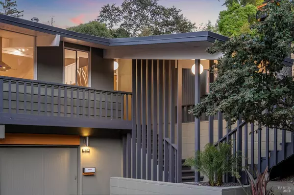 876 Las Ovejas AVE, San Rafael, CA 94903