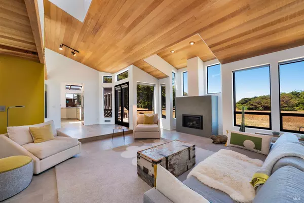 The Sea Ranch, CA 95497,279 Grey Whale