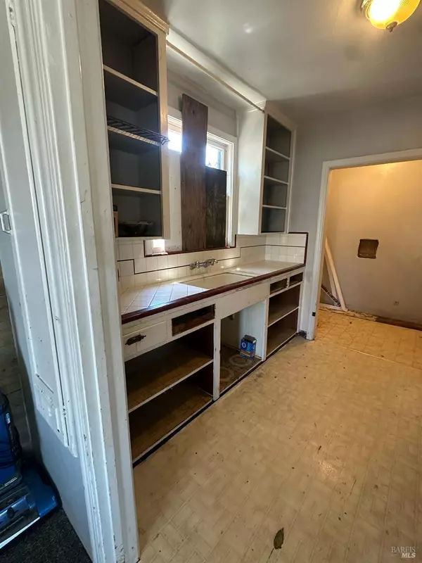 Vallejo, CA 94590,2019 Georgia ST