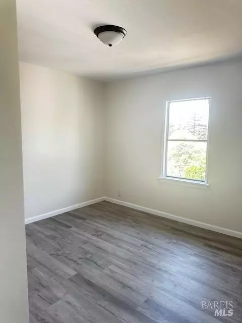 Vallejo, CA 94590,219 Florida ST