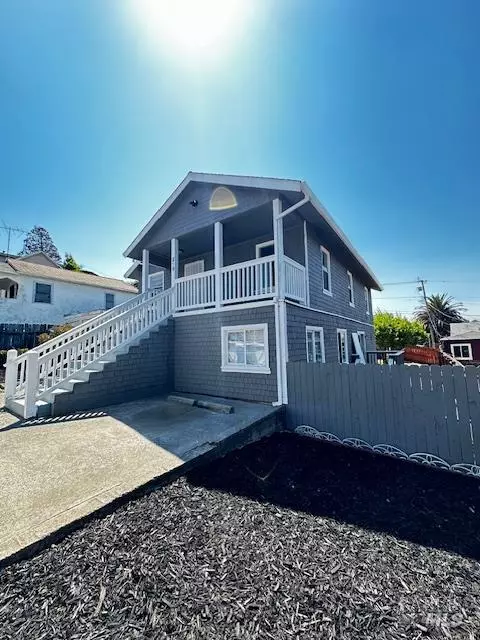 Vallejo, CA 94590,219 Florida ST
