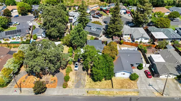 Napa, CA 94558,1832 Wise DR
