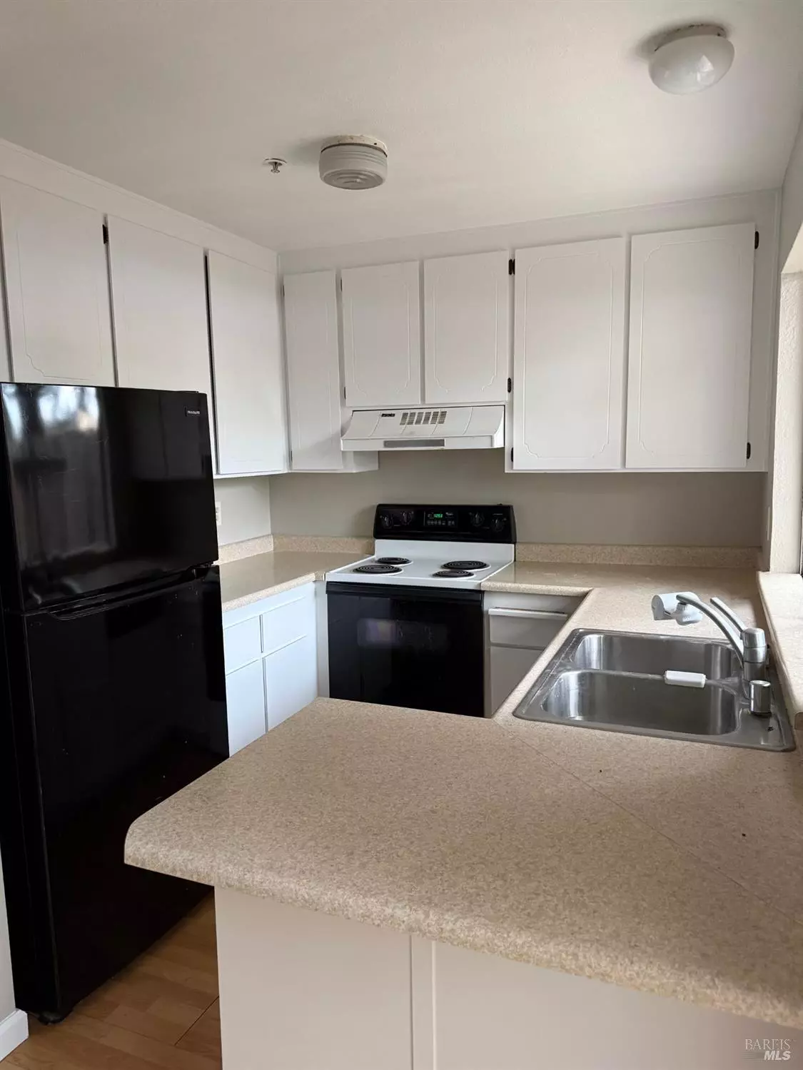 Rohnert Park, CA 94928,1026 eleanor AVE