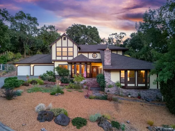 3541 Foxwood PL, Santa Rosa, CA 95405