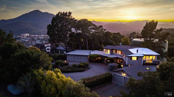 50 Bret Harte LN, San Rafael, CA 94901