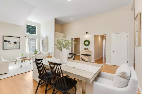 Vacaville, CA 95687,755 Oak Hollow AVE