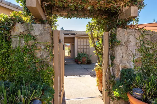 Napa, CA 94558,3200 Twin Oaks DR