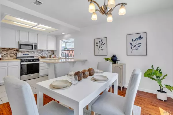 Pinole, CA 94564,359 Wildrose CIR
