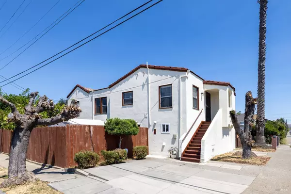 Vallejo, CA 94590,1702 Georgia ST