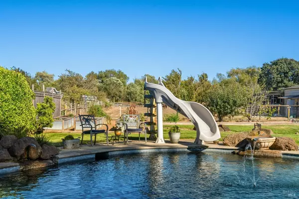 Sebastopol, CA 95472,5111 Todd RD